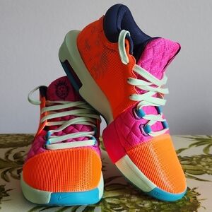 Nike X leBron Witness VIII Basketball Shoe